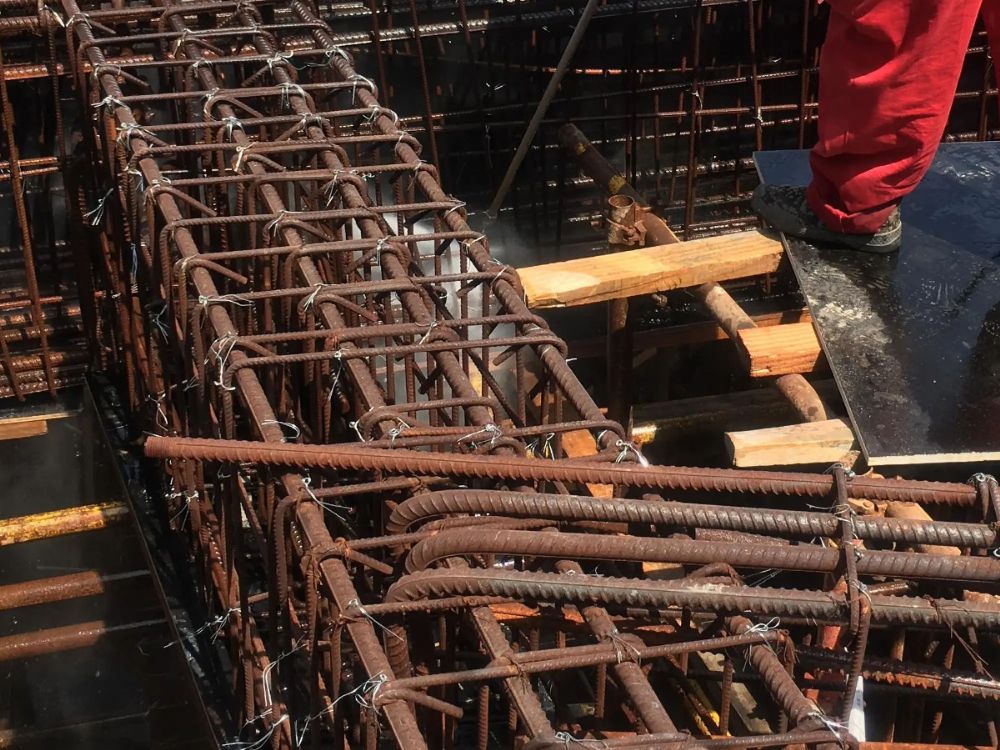 工地鋼筋生銹怎么辦？